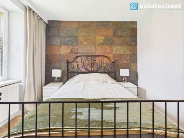 Mieszkanie 3-pokojowe Bytom, ul. Józefa Kwietniewskiego. Zdjęcie 2