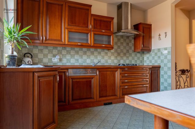 dom, 7 pokoi Pyzdry. Zdjęcie 3