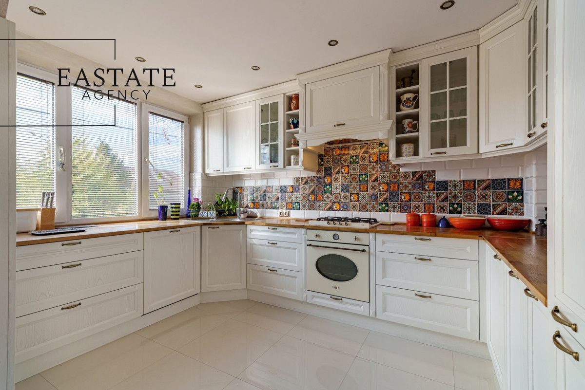 bliźniak, 7 pokoi Baniocha. Zdjęcie 3