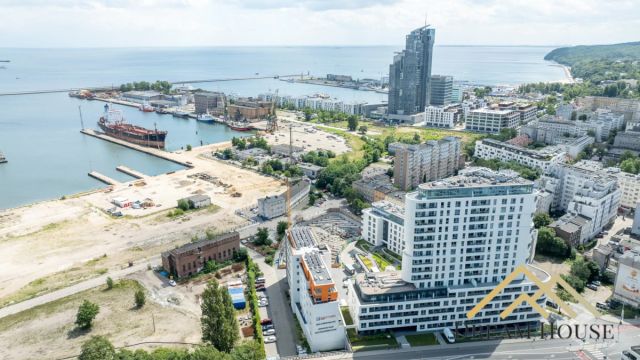 Mieszkanie 3-pokojowe Gdynia Śródmieście, ul. św. Piotra. Zdjęcie 1