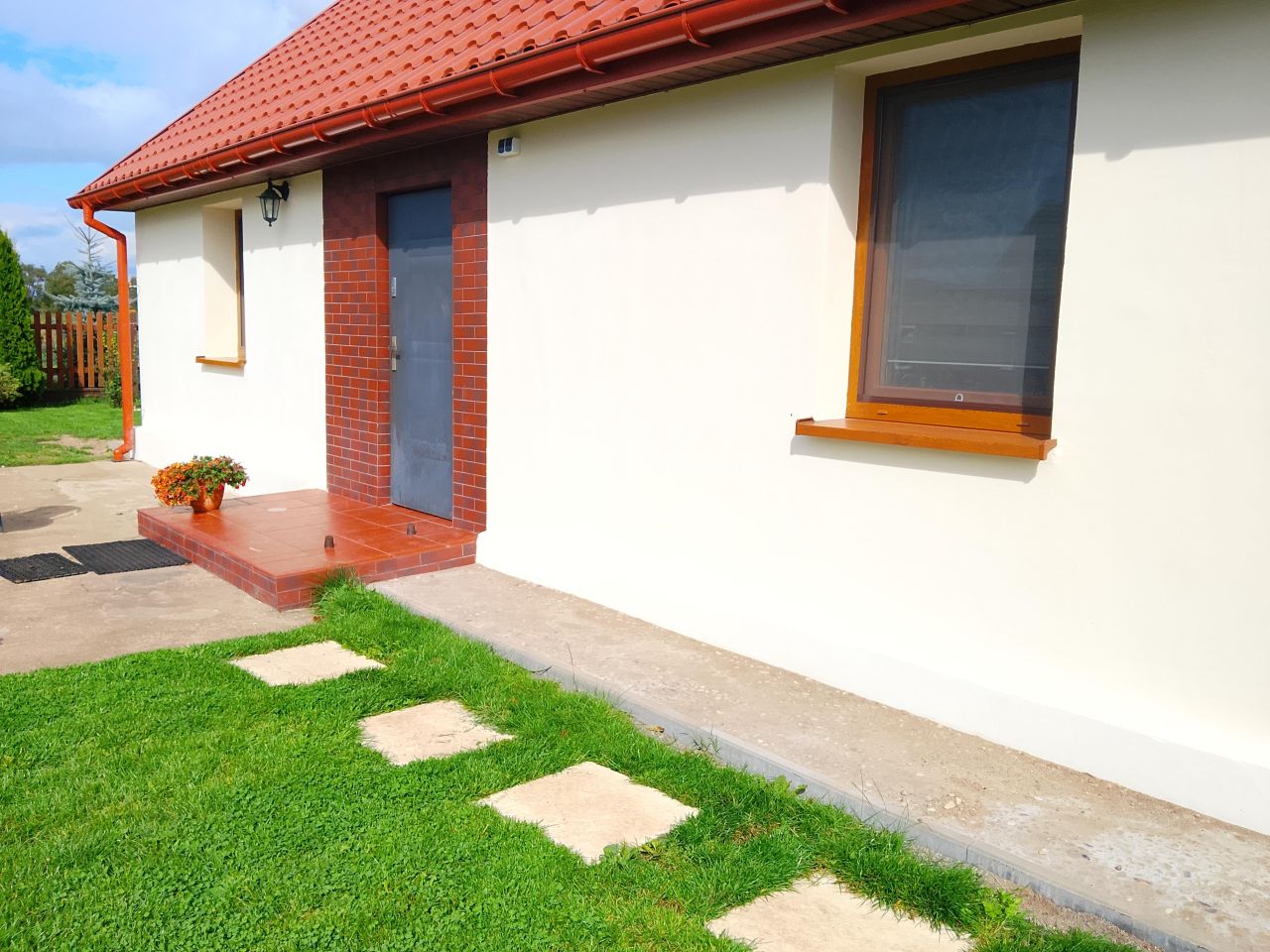 dom wolnostojący, 3 pokoje Stara Chmielówka. Zdjęcie 4