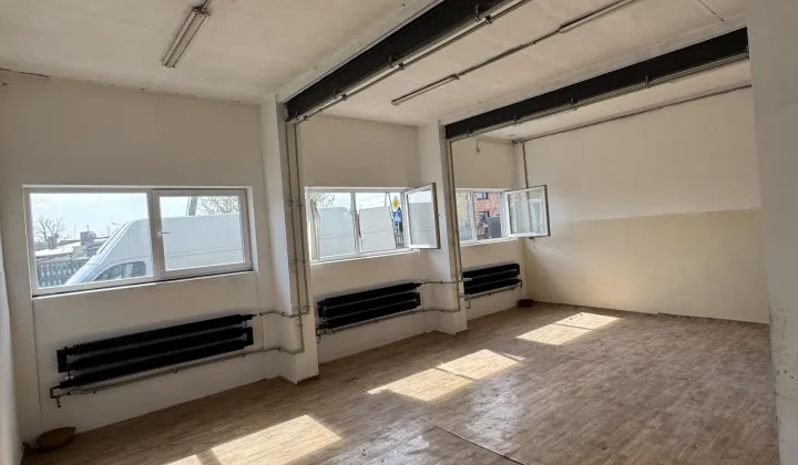 Hala/magazyn Karczew, ul. Świderska