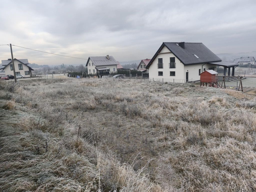 Działka budowlana Bratian