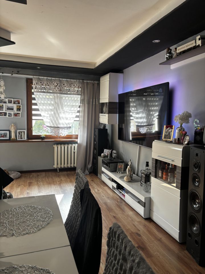 Mieszkanie 3-pokojowe Łojewo. Zdjęcie 9