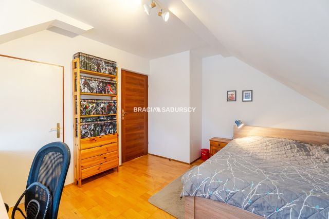 dom wolnostojący, 5 pokoi Marcyporęba, ul. św. Marcina. Zdjęcie 23