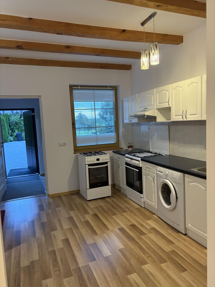 dom wolnostojący, 2 pokoje Wiązowna. Zdjęcie 2