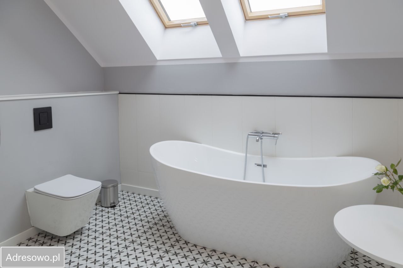 Mieszkanie 4-pokojowe Mędłów. Zdjęcie 15