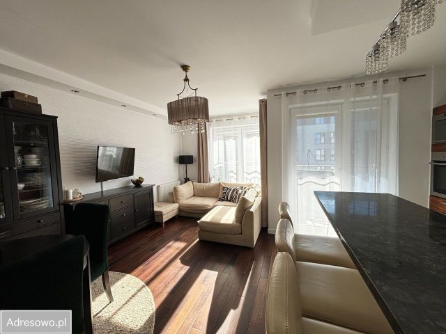 Mieszkanie 3-pokojowe Ząbki, ul. Skrajna. Zdjęcie 1