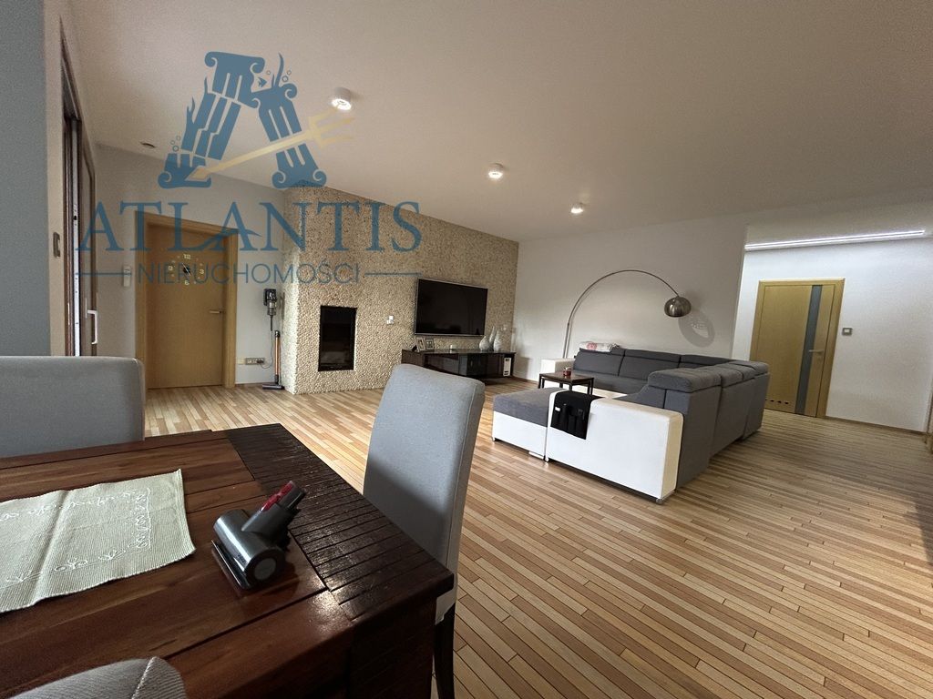 dom wolnostojący, 5 pokoi Dąbrówka Nowa, ul. Ziemiańska. Zdjęcie 24