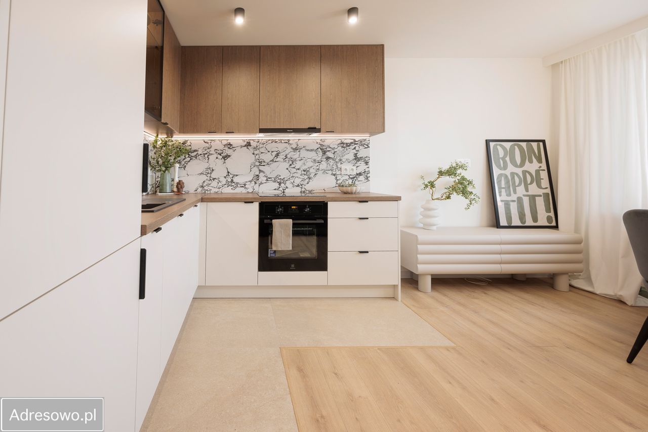 Mieszkanie 3-pokojowe Kielce, ul. Szkolna. Zdjęcie 4