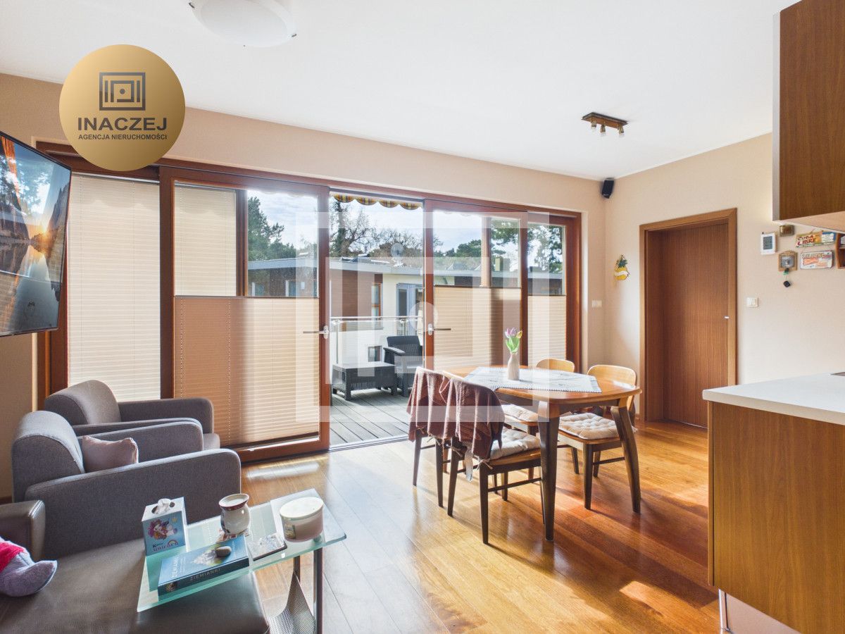 Mieszkanie 3-pokojowe Jurata, ul. Wojska Polskiego. Zdjęcie 1