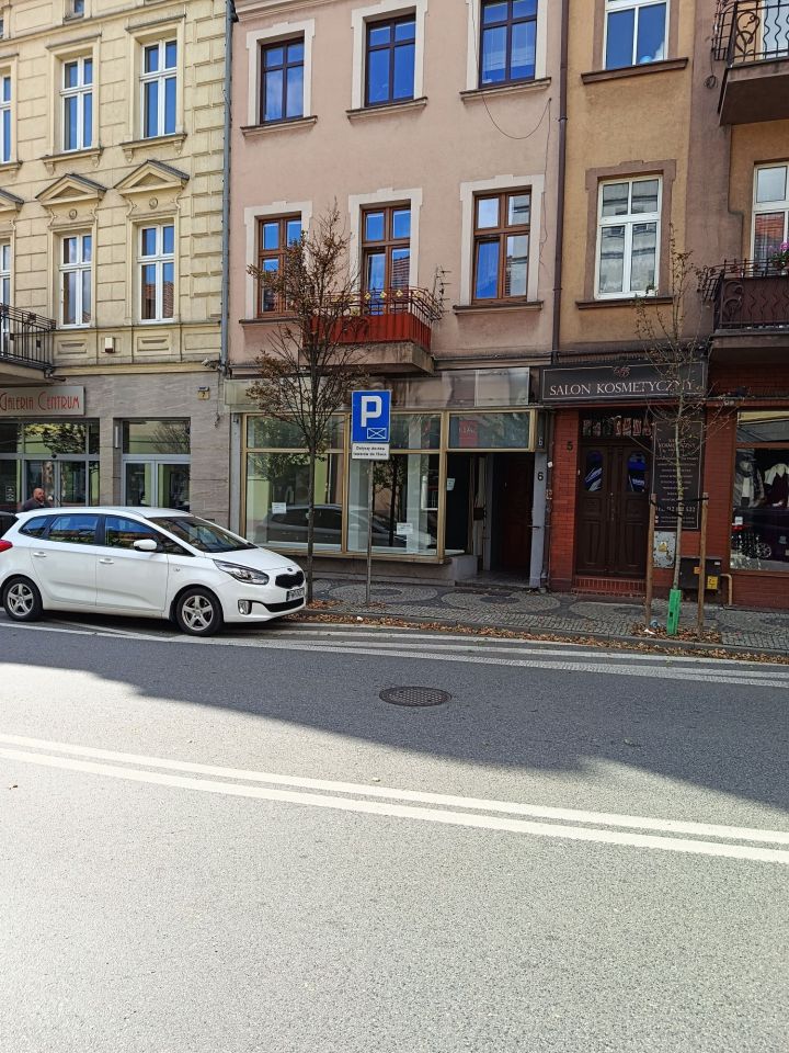 Lokal Września Centrum. Zdjęcie 1