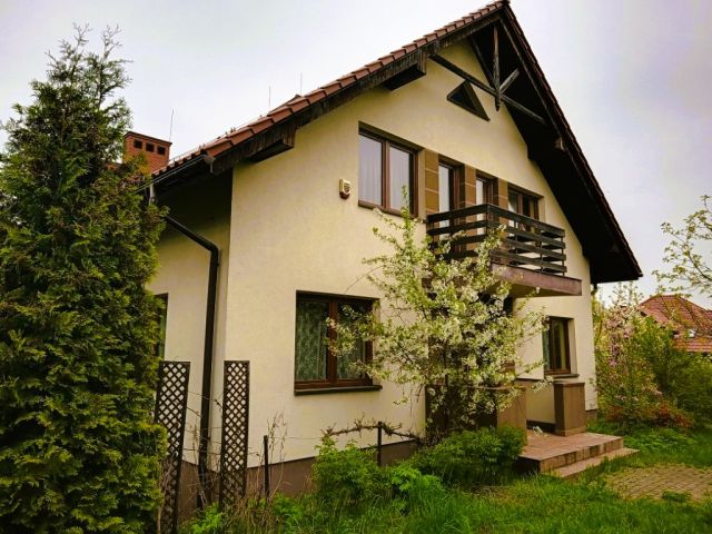 dom wolnostojący, 9 pokoi Krzeszowice, ul. Miękińska. Zdjęcie 2