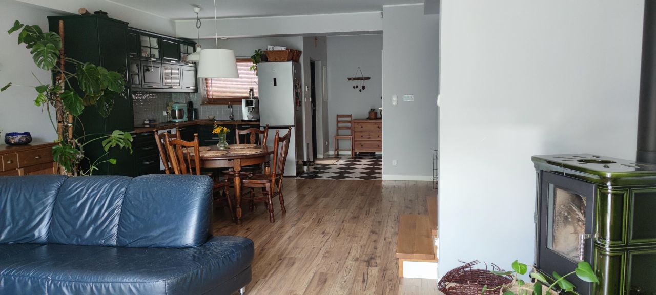 bliźniak, 4 pokoje Gdańsk Karczemki, ul. Azaliowa. Zdjęcie 3