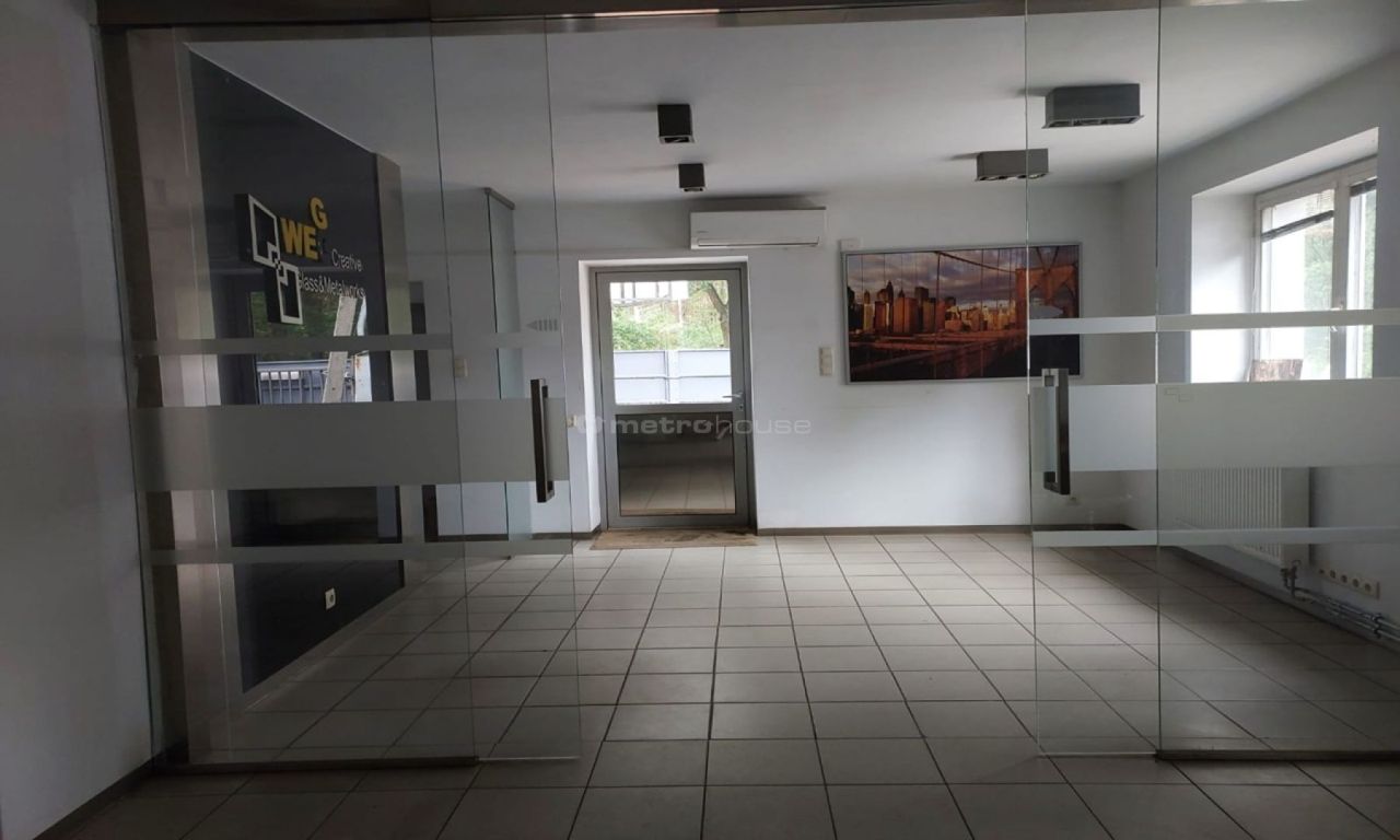 Hala/magazyn Marki, ul. Wesoła. Zdjęcie 5