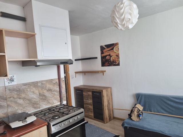 Mieszkanie 2-pokojowe Kraków Kurdwanów, ul. Marii i Bolesława Wysłouchów. Zdjęcie 1