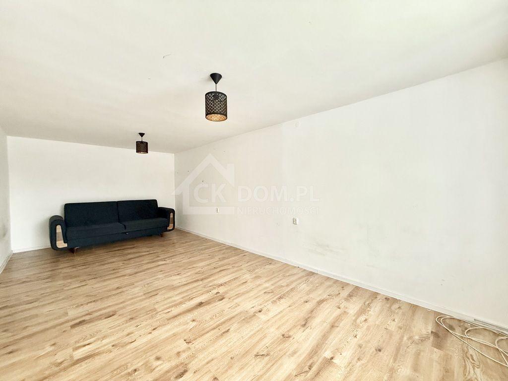 dom wolnostojący, 7 pokoi Lesica Bławatków. Zdjęcie 11