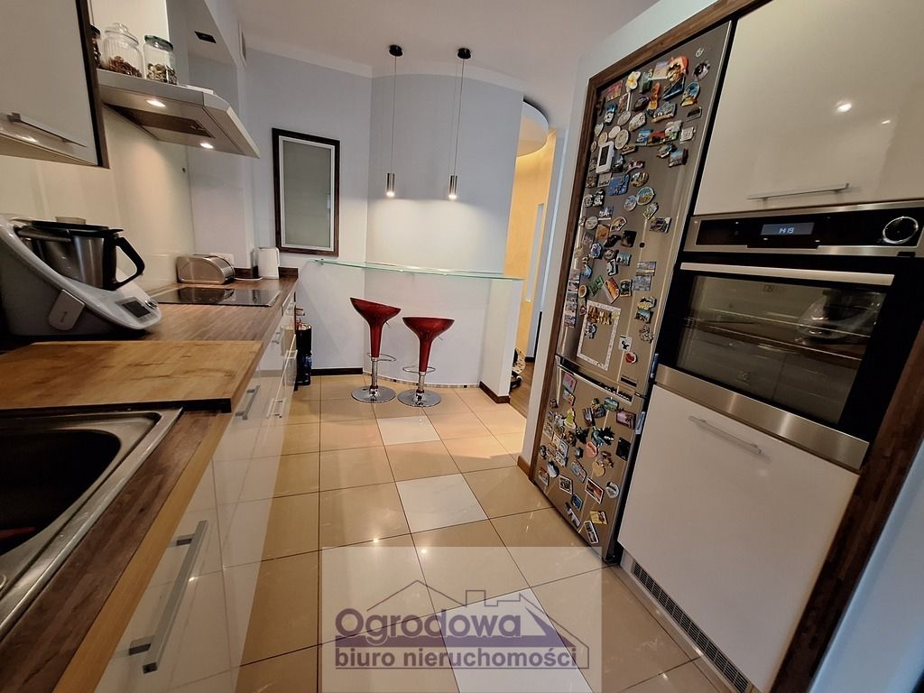 Mieszkanie 3-pokojowe Warszawa Wilanów, al. Wilanowska. Zdjęcie 3