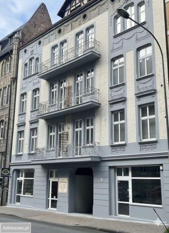 kamienica, 5 pokoi Chorzów Centrum, ul. gen. Henryka Dąbrowskiego. Zdjęcie 1
