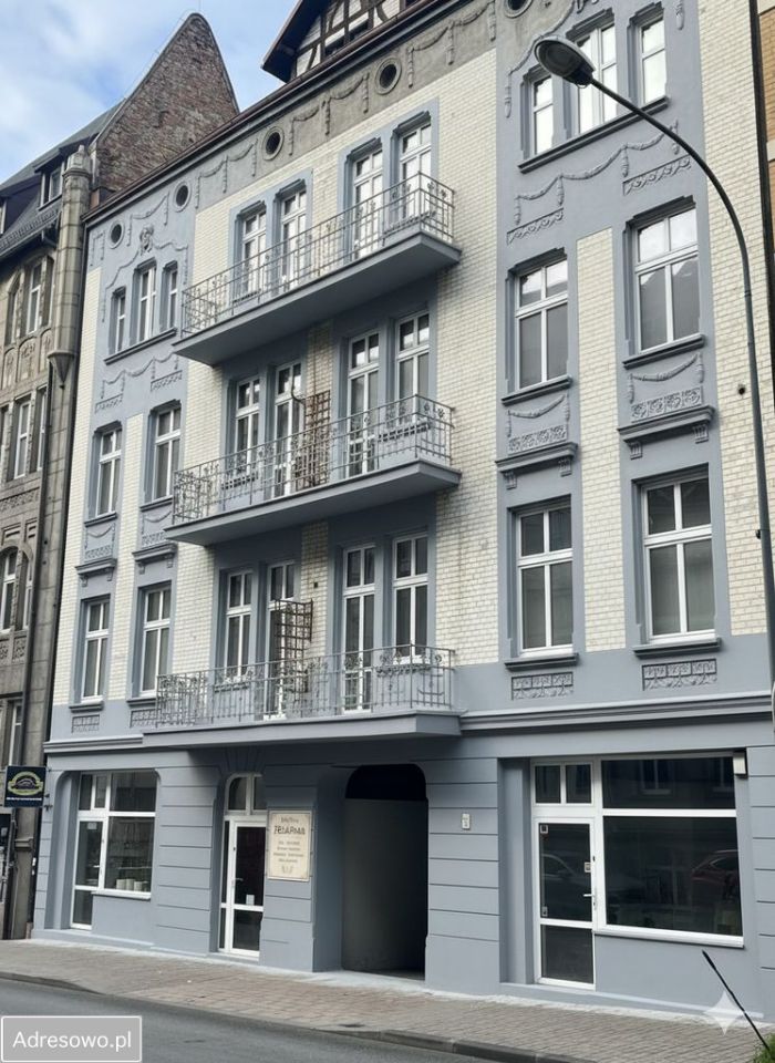 kamienica, 5 pokoi Chorzów Centrum, ul. gen. Henryka Dąbrowskiego. Zdjęcie 1