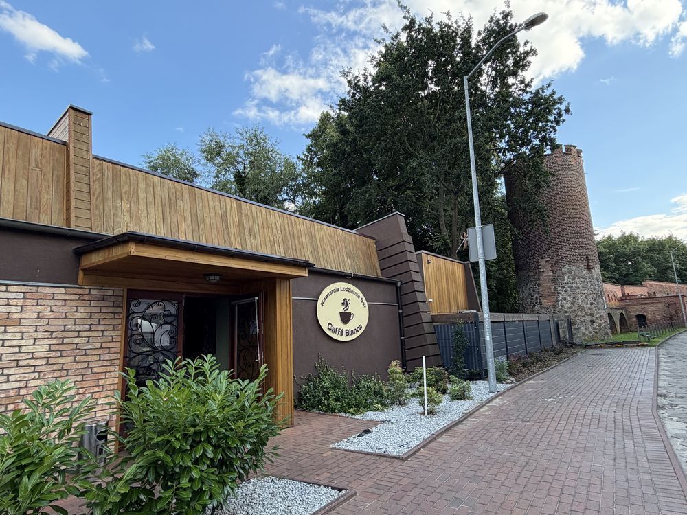 Commercial property, 200 m²