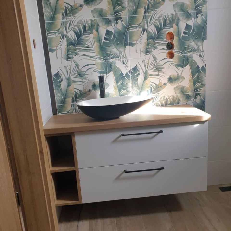 dom wolnostojący, 6 pokoi Chrząstów. Zdjęcie 4