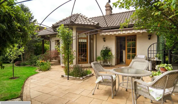 dom wolnostojący, 6 pokoi Wrocław Muchobór Wielki, ul. Włodzimierza Trzebiatowskiego