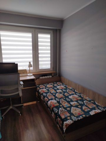 Mieszkanie 4-pokojowe Ozorków. Zdjęcie 1