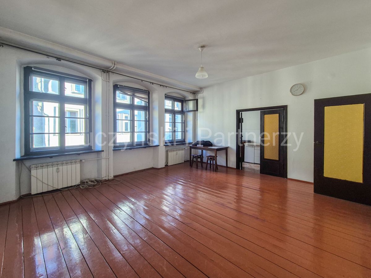 Mieszkanie 4-pokojowe Jelenia Góra. Zdjęcie 1