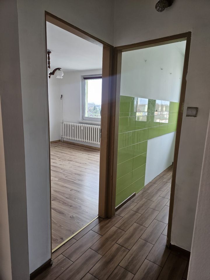 Mieszkanie 3-pokojowe Knurów. Zdjęcie 7