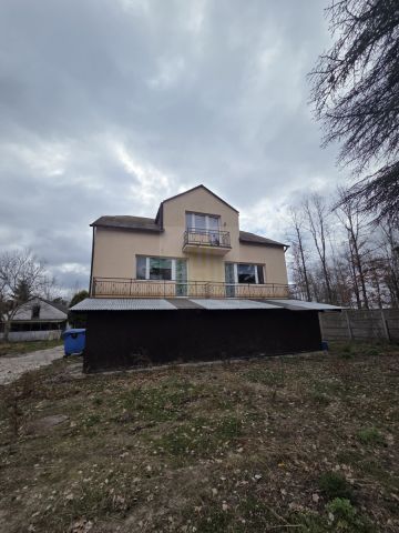 dom wolnostojący, 7 pokoi Stare Budy, ul. Żyrardowska. Zdjęcie 1