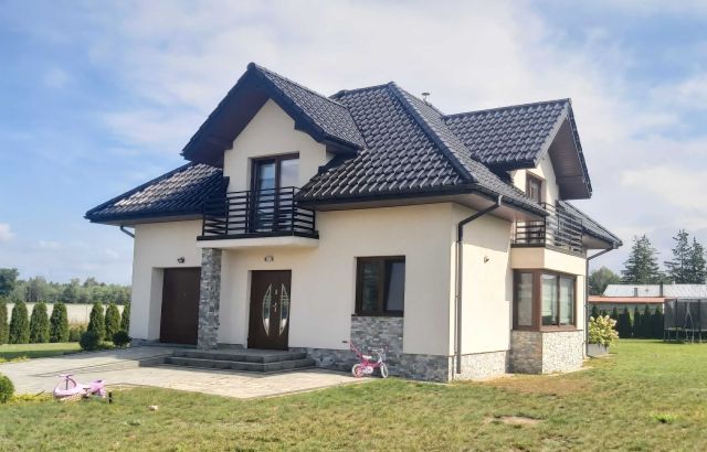 dom wolnostojący, 4 pokoje Tymienice. Zdjęcie 1