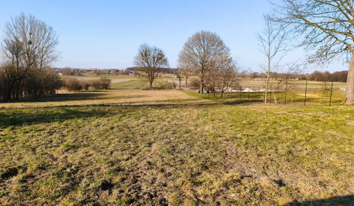 Działka budowlana Czołki