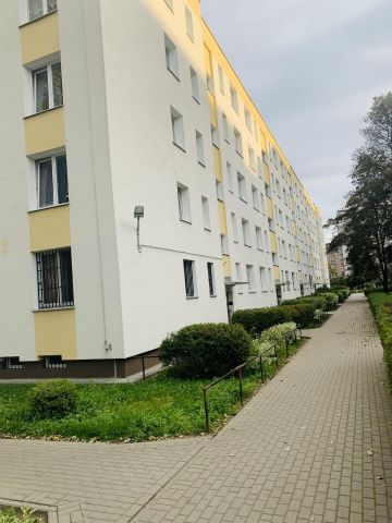 Mieszkanie 3-pokojowe Warszawa Targówek, ul. Simona Bolivara. Zdjęcie 1