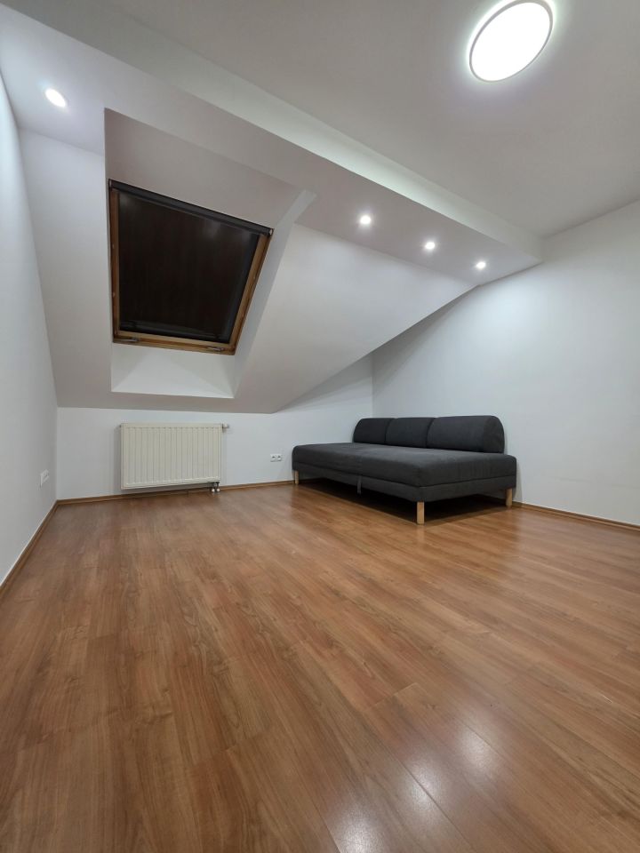 Mieszkanie 6-pokojowe Kraków Prądnik Czerwony, ul. Pilotów. Zdjęcie 5