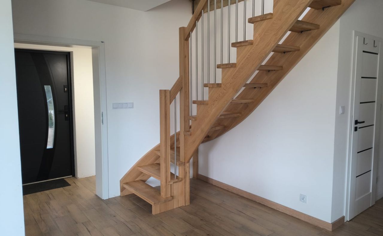 dom wolnostojący, 4 pokoje Spore. Zdjęcie 11