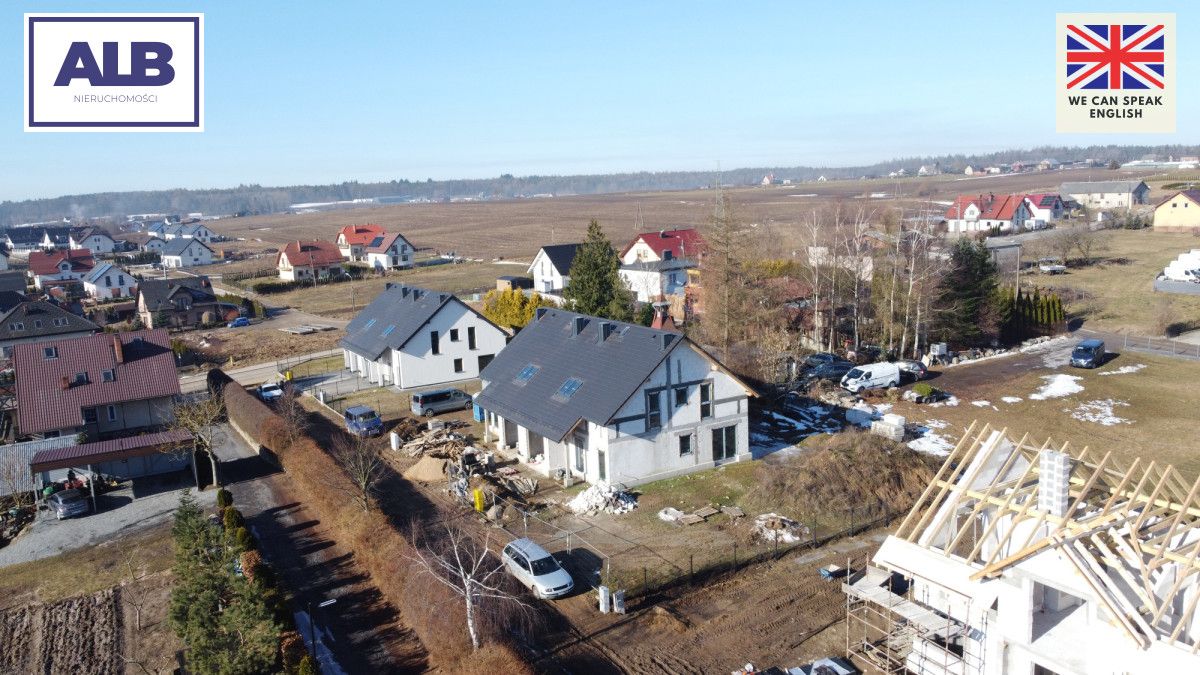 bliźniak, 6 pokoi Kiełpino. Zdjęcie 9