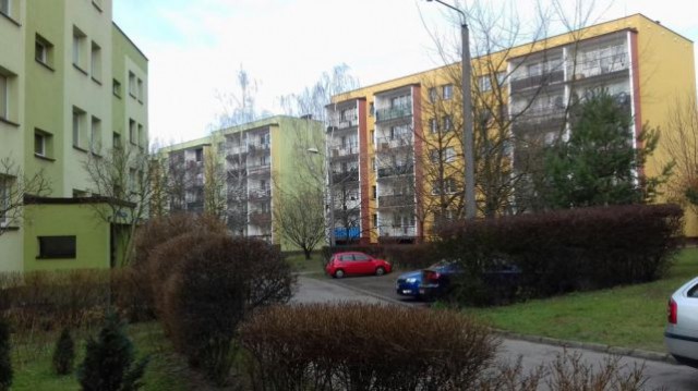 Mieszkanie 3-pokojowe Gliwice Łabędy, ul. Konstantego Ciołkowskiego. Zdjęcie 1