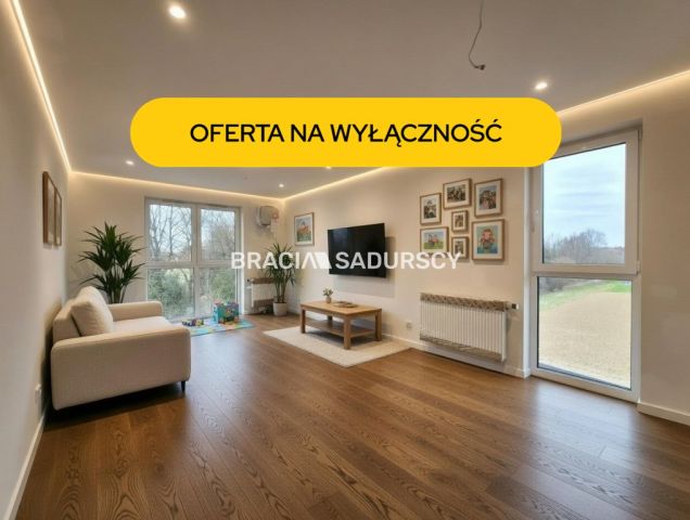 Mieszkanie 4-pokojowe Kraków Podgórze, ul. Feliksa Wrobela. Zdjęcie 1