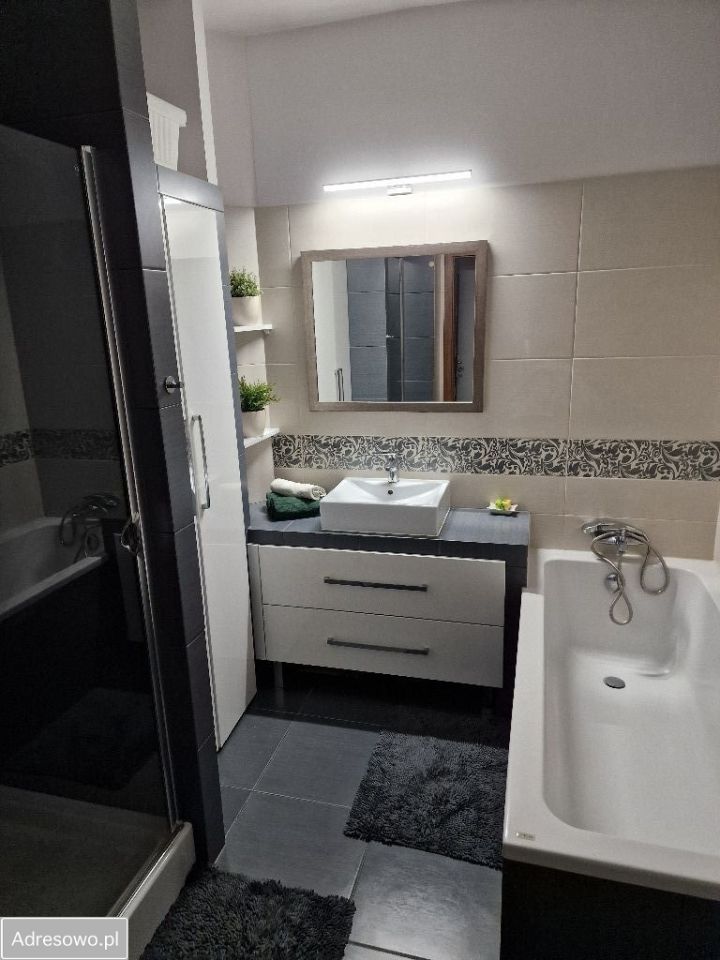 Mieszkanie 5-pokojowe Oława, ul. 3 Maja. Zdjęcie 2