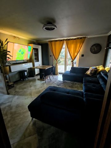 dom wolnostojący, 6 pokoi Ratowice. Zdjęcie 1