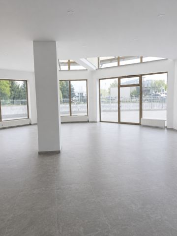 Lokal Łomianki Łomianki Górne, ul. Kolejowa. Zdjęcie 1