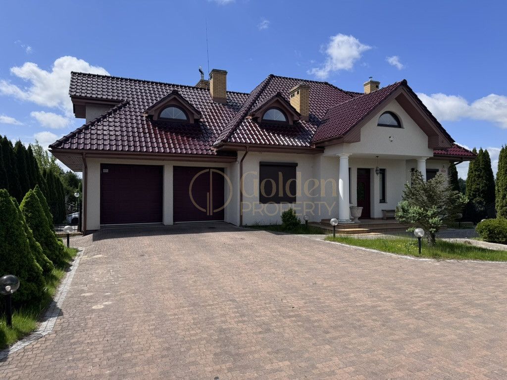 dom wolnostojący, 7 pokoi Chwaszczyno, ul. Wąska. Zdjęcie 2