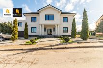 dom wolnostojący, 10 pokoi Starzyno, ul. Lipowa