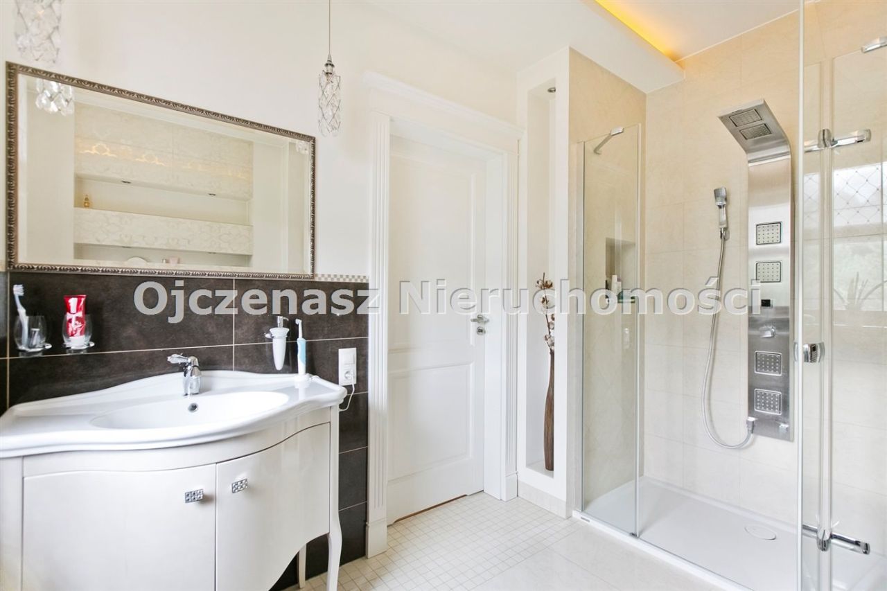 dom wolnostojący, 6 pokoi Żołędowo. Zdjęcie 11