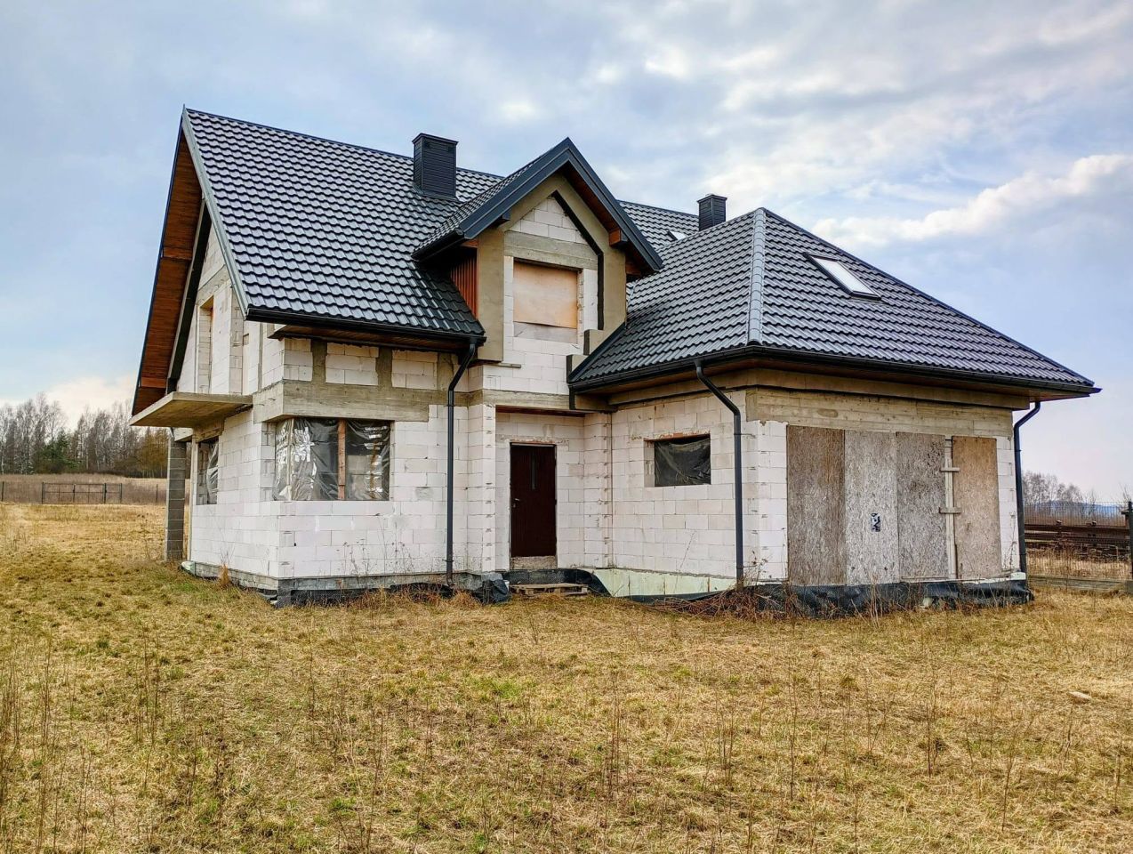 dom wolnostojący, 6 pokoi Tokarnia, ul. Spokojna. Zdjęcie 1