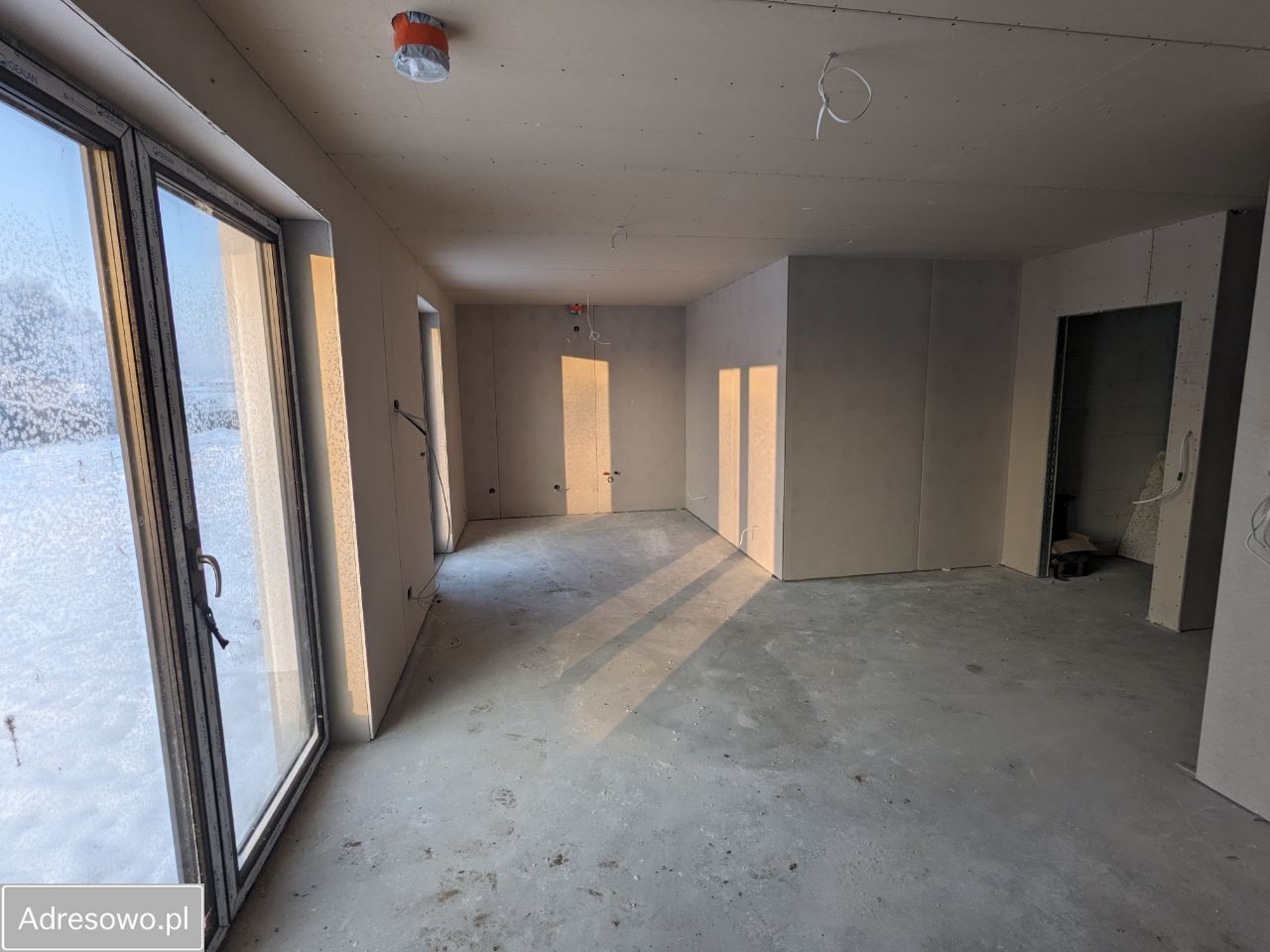 dom szeregowy, 4 pokoje Brzozówka, ul. Osiedle Ciche. Zdjęcie 7