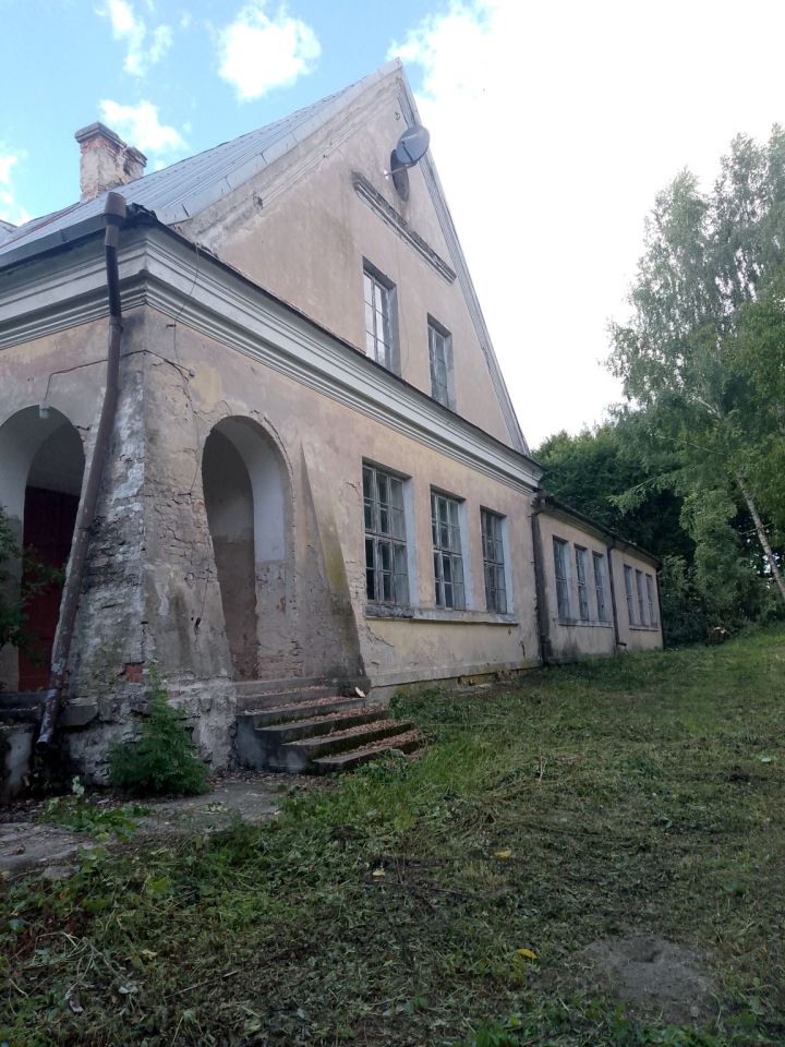 dworek, 10 pokoi Bereść. Zdjęcie 3