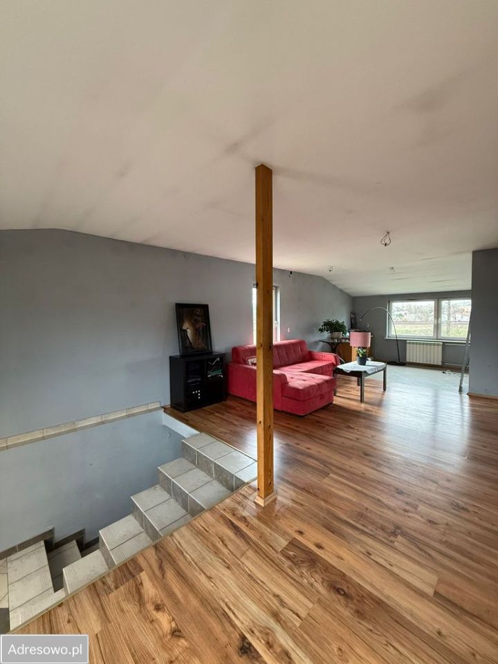 dom wolnostojący, 9 pokoi Dąbrowa Górnicza Tucznawa, ul. Ludwika Idzikowskiego. Zdjęcie 14