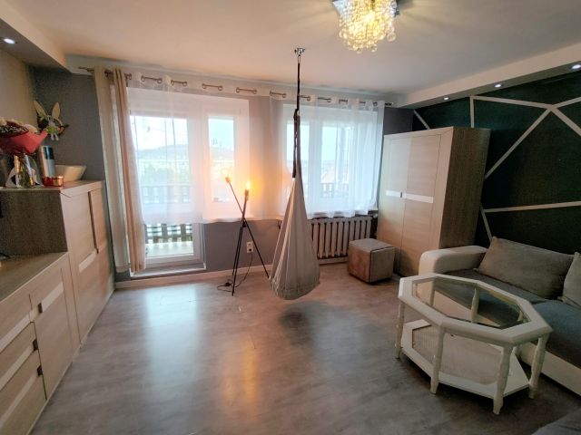 Mieszkanie 2-pokojowe Jelenia Góra Zabobrze, ul. Jana Kiepury. Zdjęcie 1